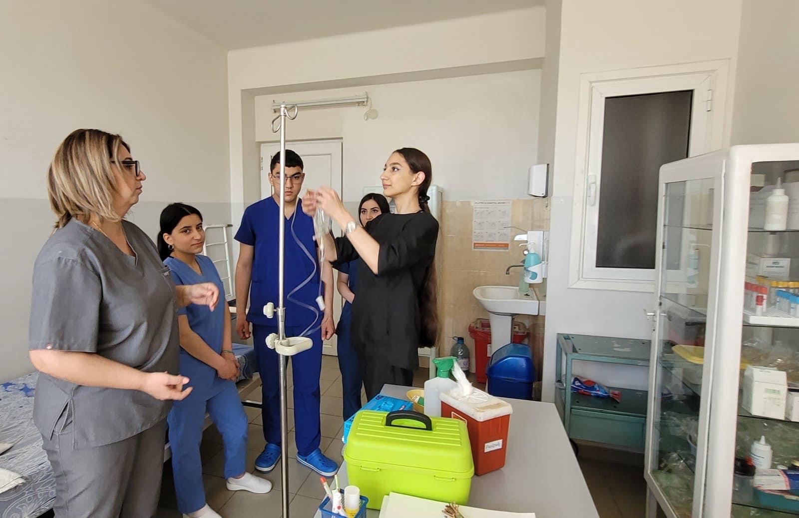 Build Responsive Real- World Websites with HTML and CSS