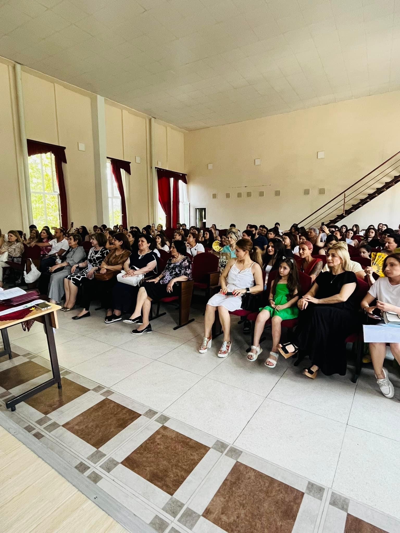 Build Responsive Real- World Websites with HTML and CSS