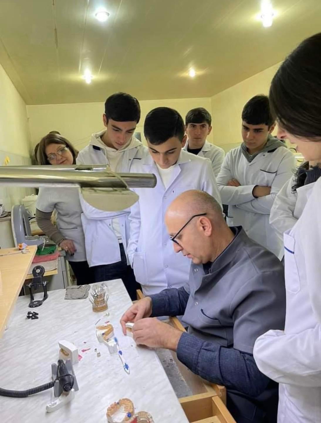 Build Responsive Real- World Websites with HTML and CSS